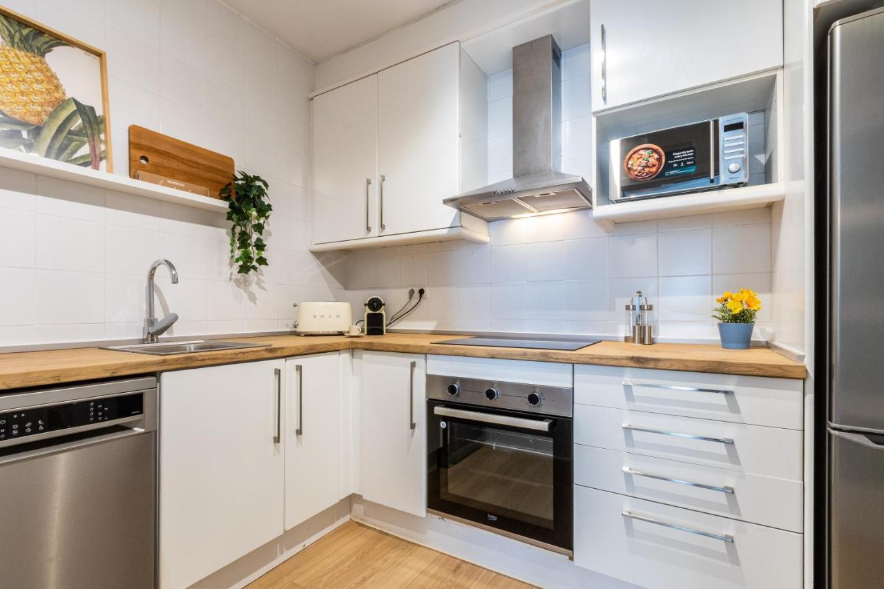 Exclusive Apartments Barcelona 4 Personas Torrella Terrassa Extérieur photo